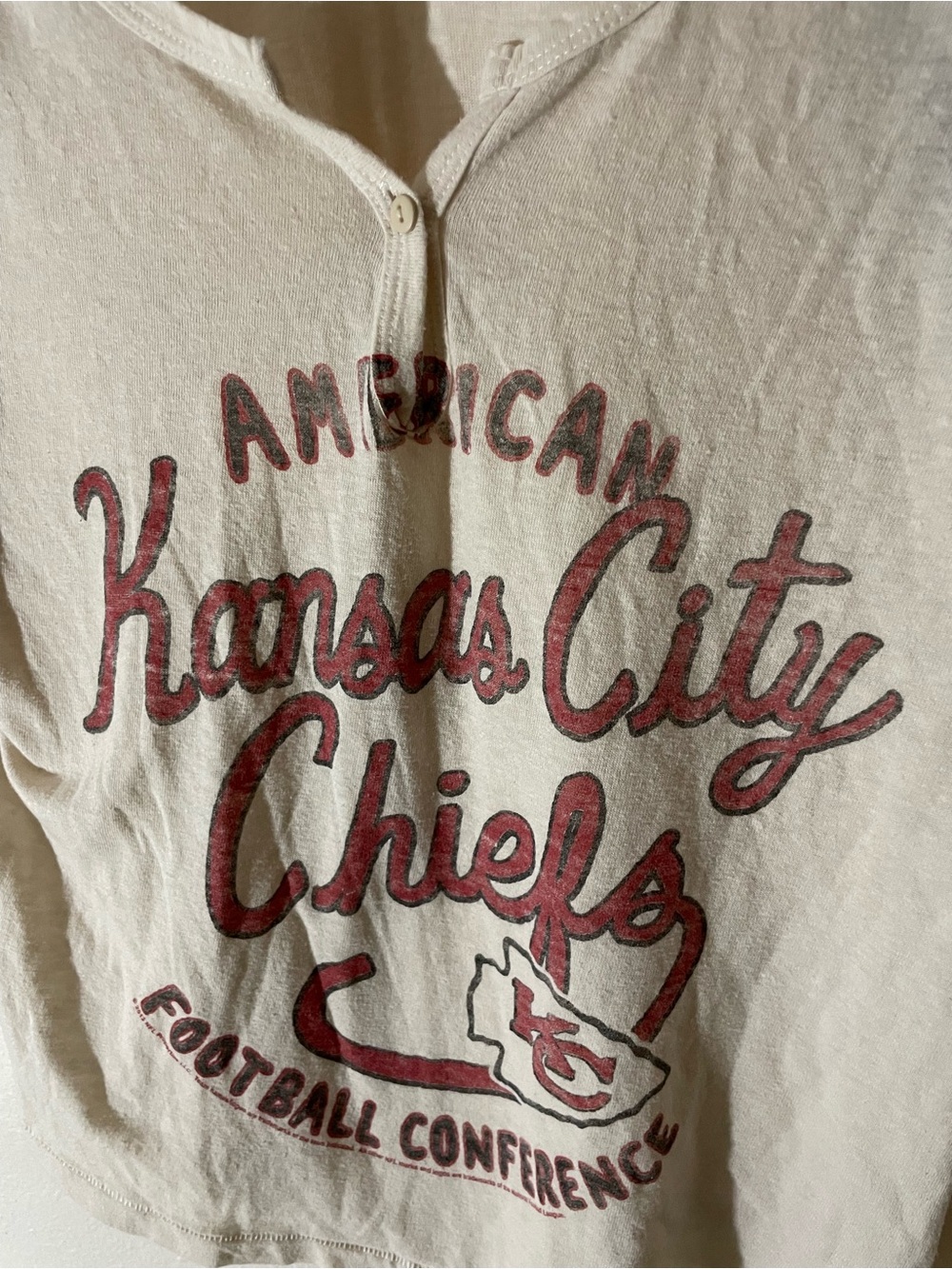 Junk Food Clothing Cream Kansas City Chiefs Long Sleeve Tee with Red Print